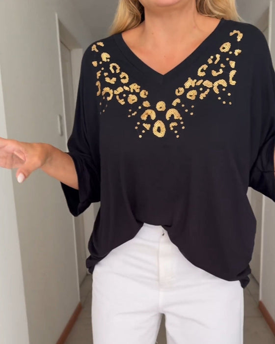 V-neck simple printed top
