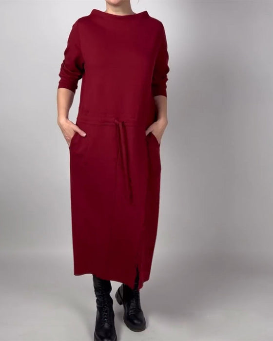 Solid color pocket dress