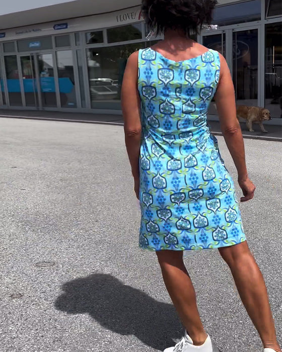 Sleeveless printed slim fit dress