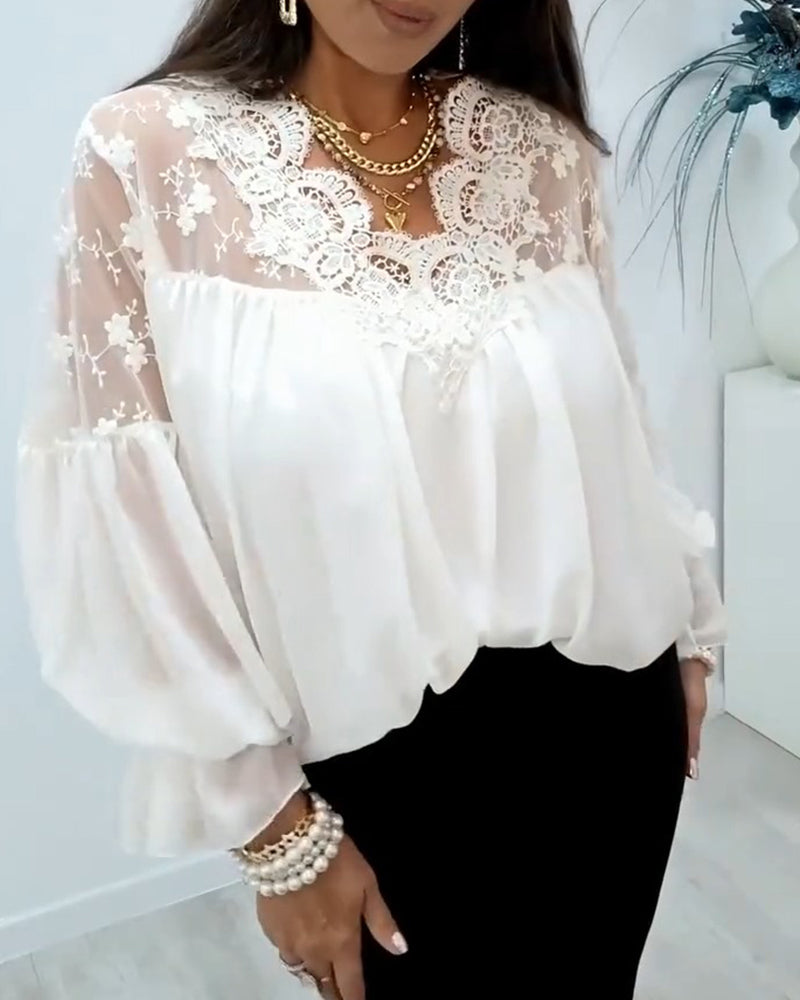 Lace Paneled Balloon Sleeve Blouse
