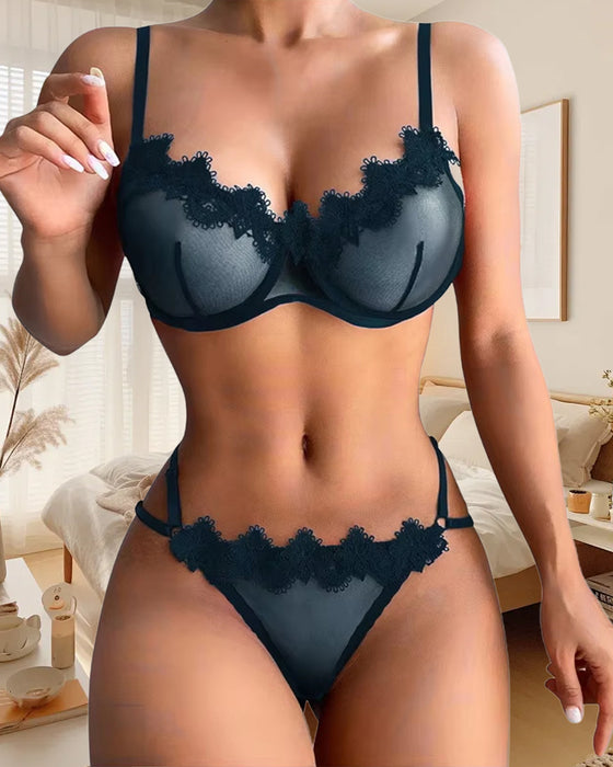 Thin Mesh Lace Pajamas