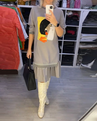 Portrait Shift dress with Long Sleeve