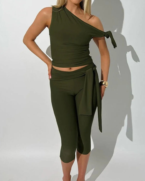 One-Shoulder Top Capri Pants Set