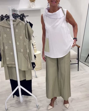 Sleeveless Wide Collar Fashion Suit