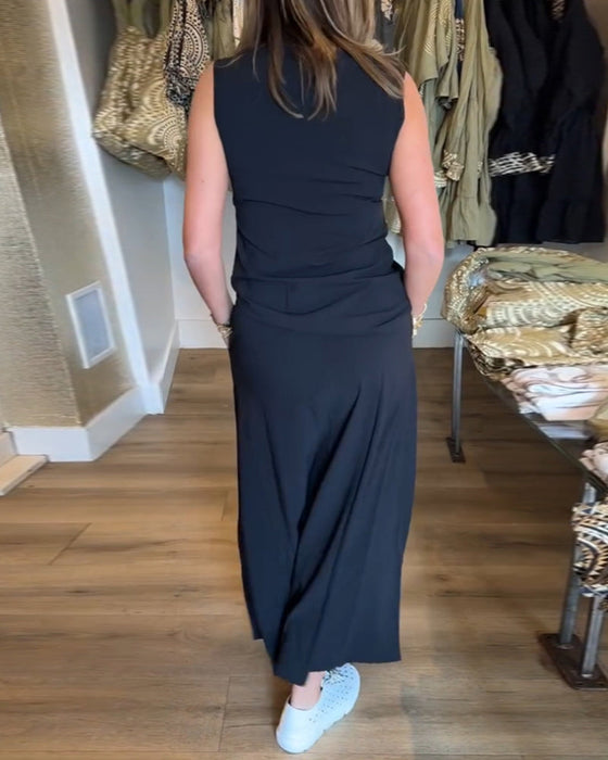 Pocket sleeveless solid color suit