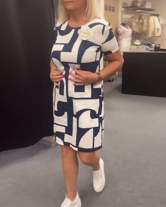 Geometric print pocket crew neck dress