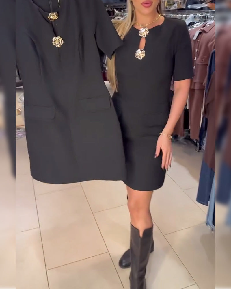Metal Buckle Fitted Short-Sleeved Dress