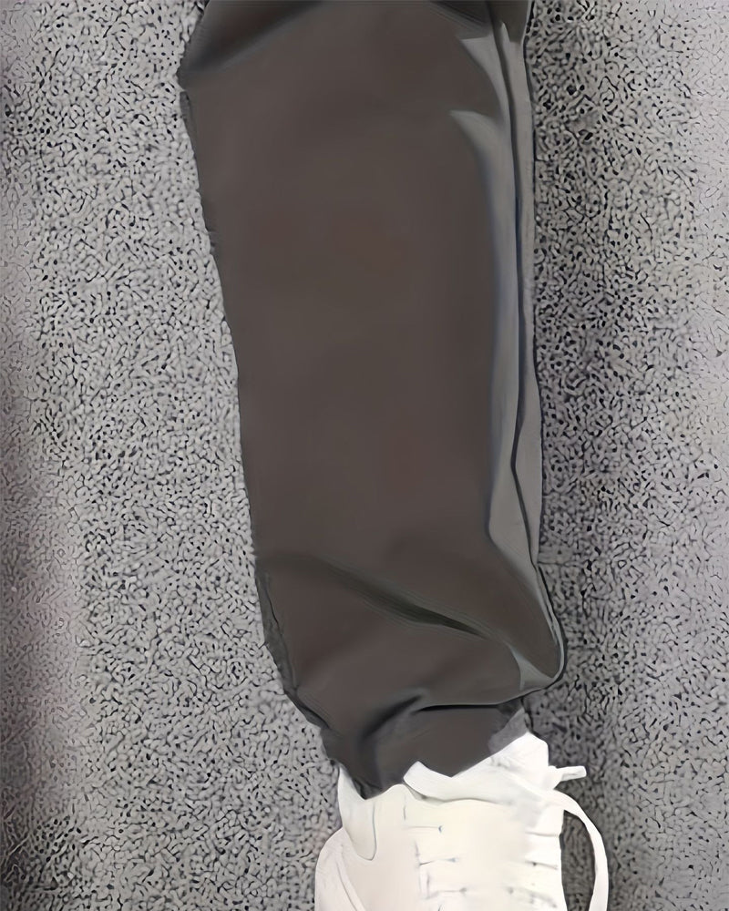 Sporty Multi-Pocket Cargo Pants