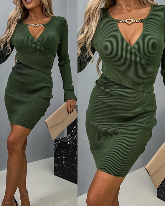 Chain V-Neck Elegant Dress