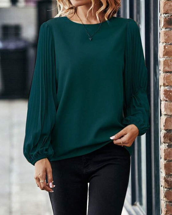 Solid pleated elegant top