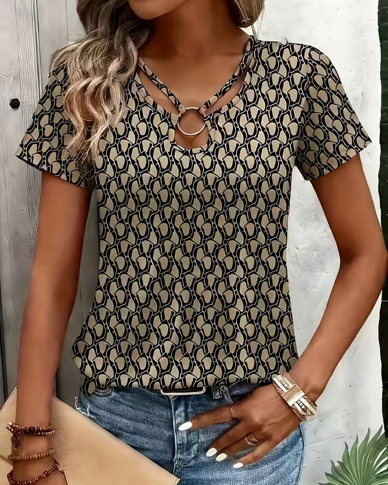 Ring Buckle Geometric Print T-Shirt