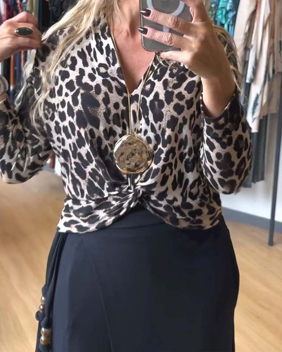 V-Neck Long-Sleeve Leopard Knot Top