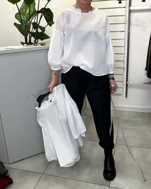 Lantern Sleeve Fungus Lace