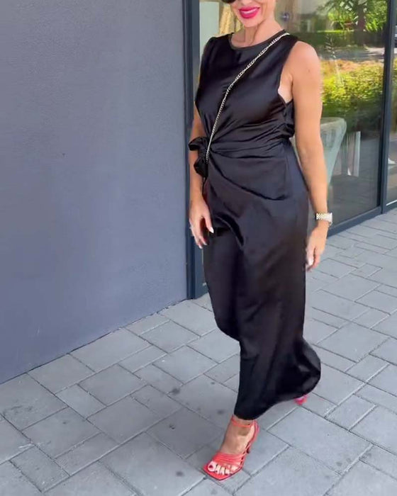 Sleeveless Fitted Waist Solid Dress