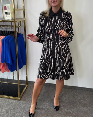 Lapel Collar Wave Pattern Chain Detail Dress