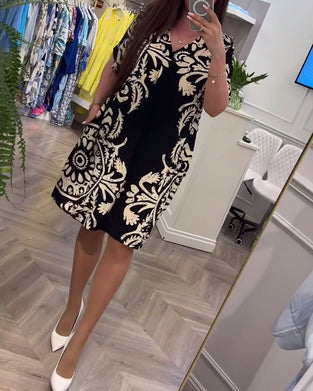 Retro printed V-neck short-sleeved loose dress