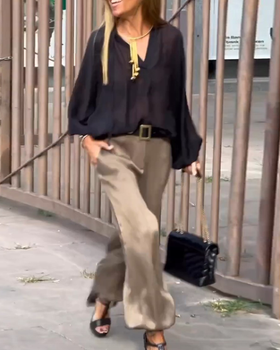 Loose solid color V-neck casual shirt