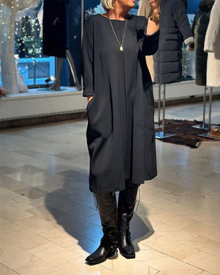 Casual solid color round neck pocket loose dress