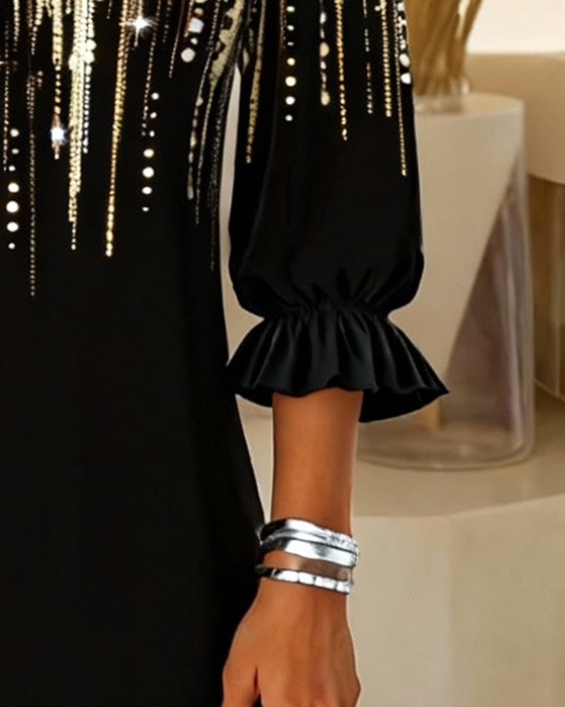 Long-Sleeved V-Neck Printed Top