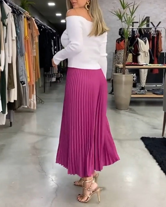 Pleated solid color skirt