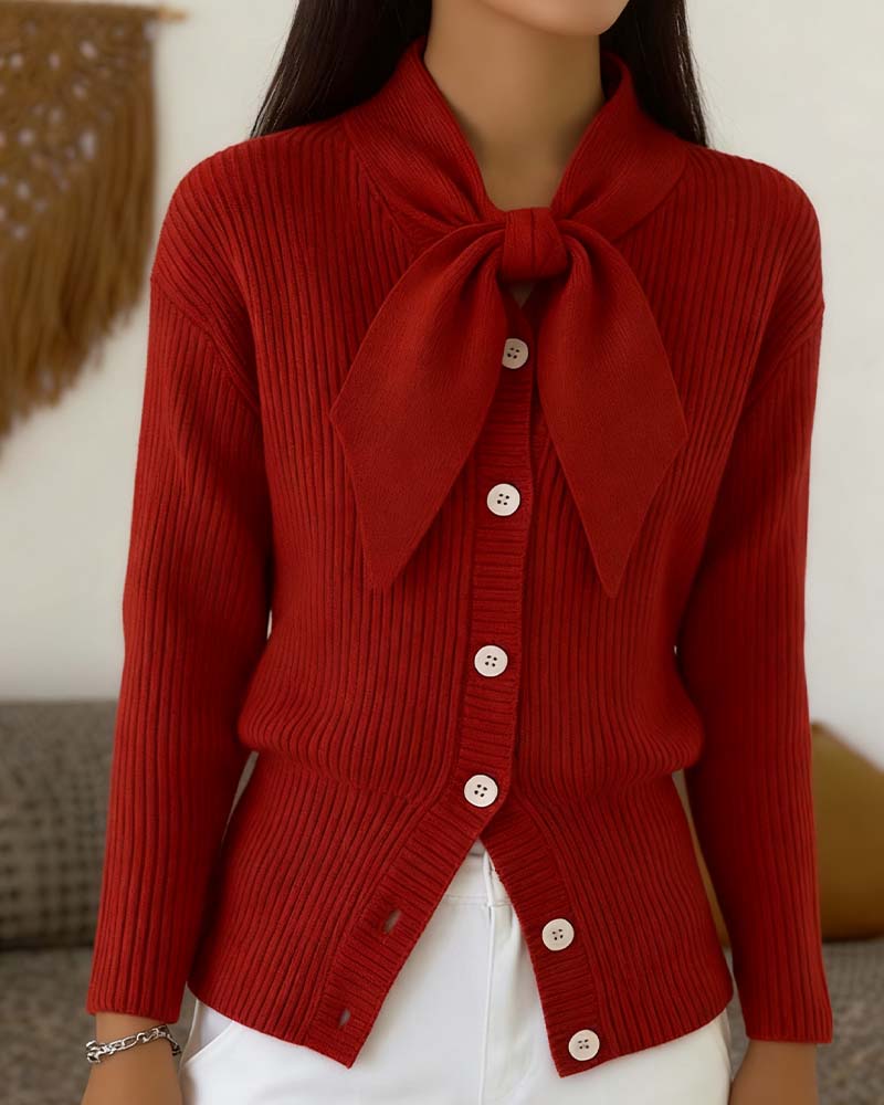 Solid Color Age-Reducing Design Cardigan