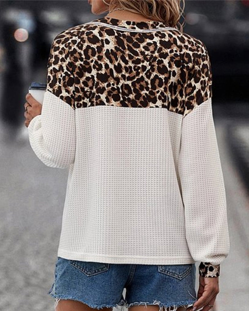 Casual leopard print V-neck buttoned sweatshirt