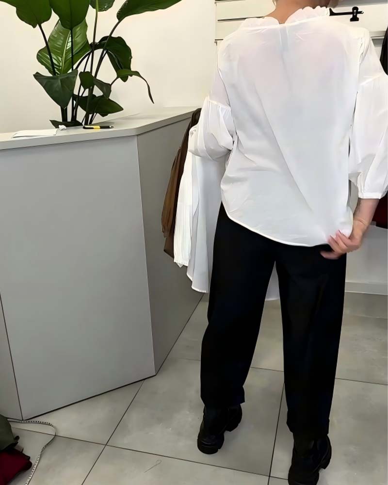 Lantern Sleeve Fungus Lace