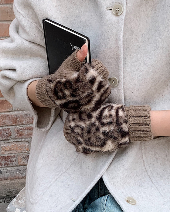 Leopard Print Fur Gloves