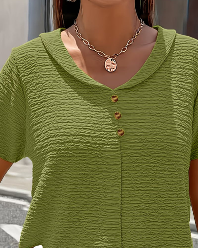 Peter Pan Collar Three-Button T-Shirt