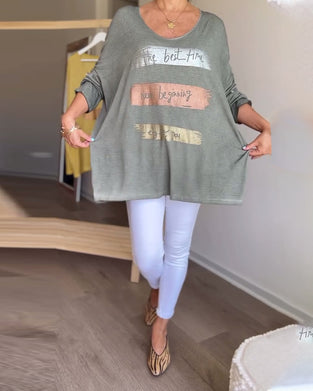 Long sleeve round neck letter print top